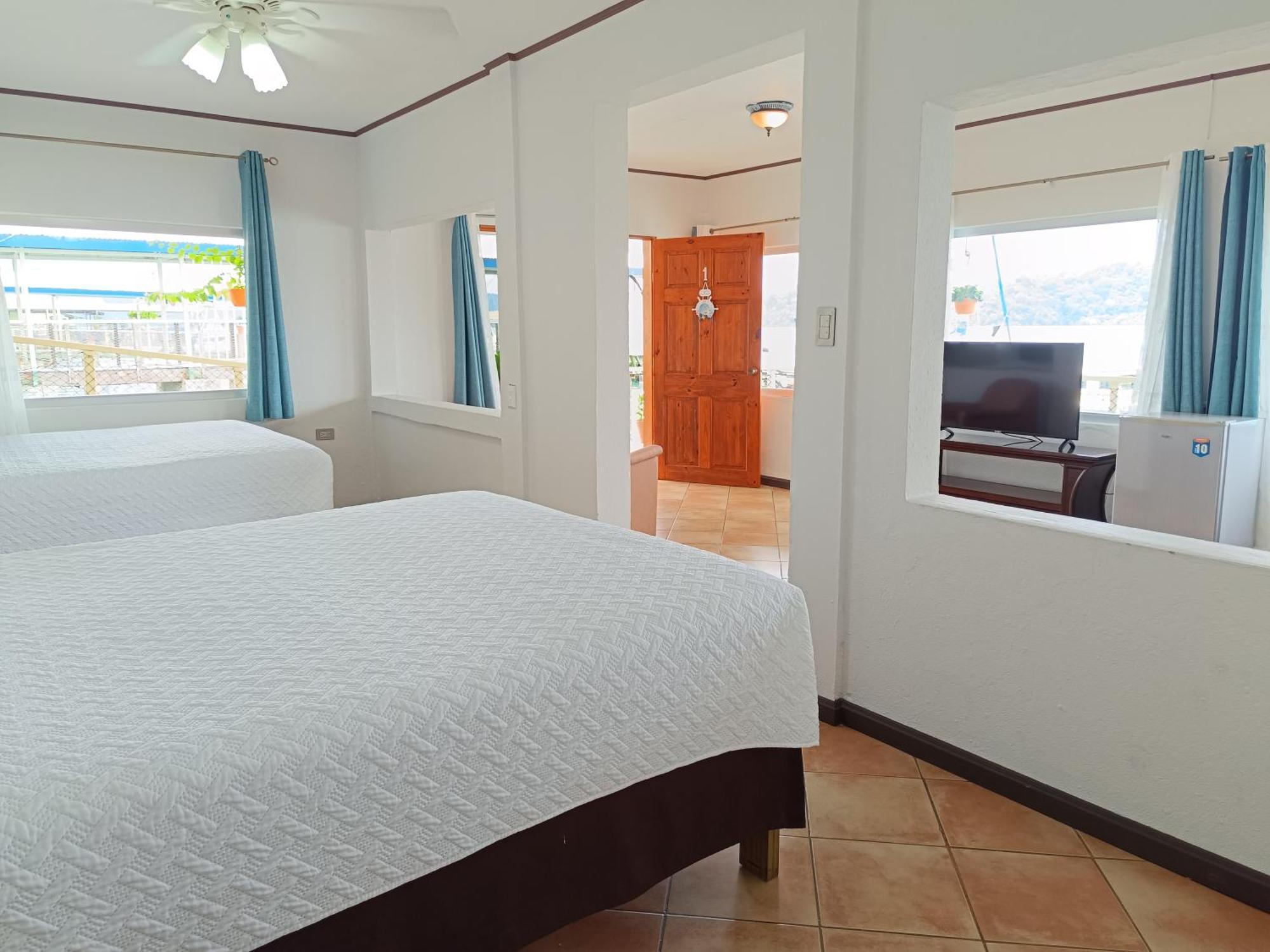 Banana Bay Marina Hotel Golfito Exterior photo