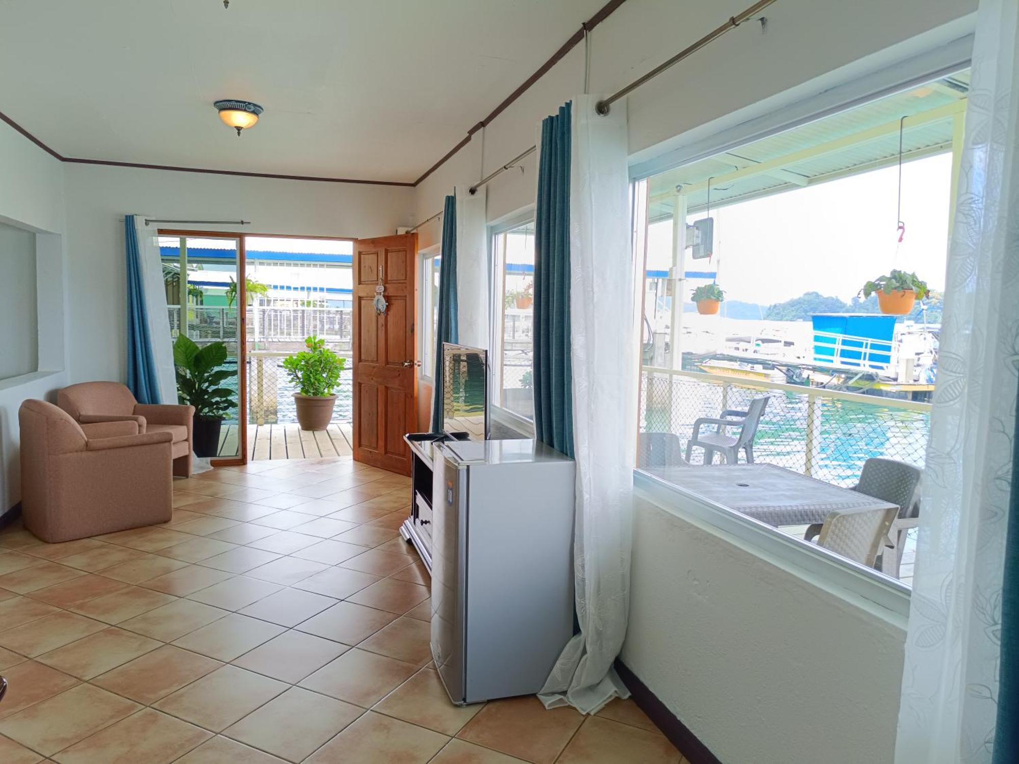 Banana Bay Marina Hotel Golfito Exterior photo