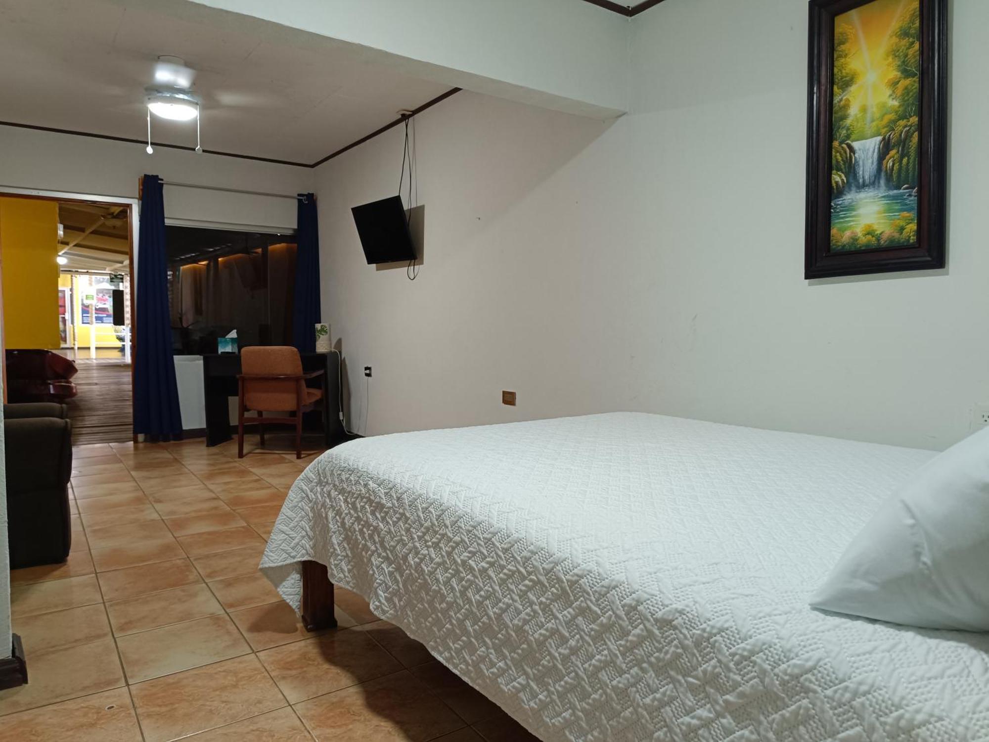 Banana Bay Marina Hotel Golfito Exterior photo